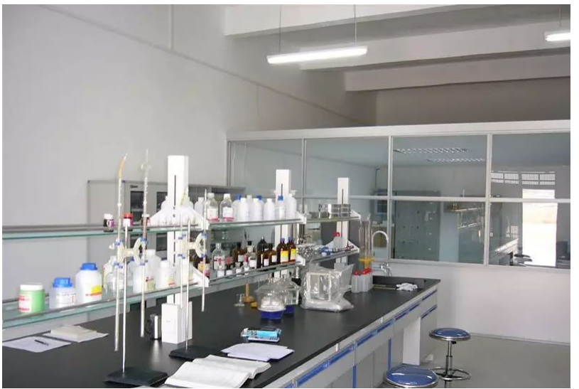 危險化學品如何管理(圖2) 實驗室